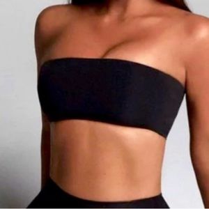 🆕SKIMS FITS EVERYBODY
BANDEAU XS BLACK